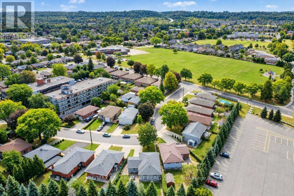 30 Catalina Drive, Hamilton, ON