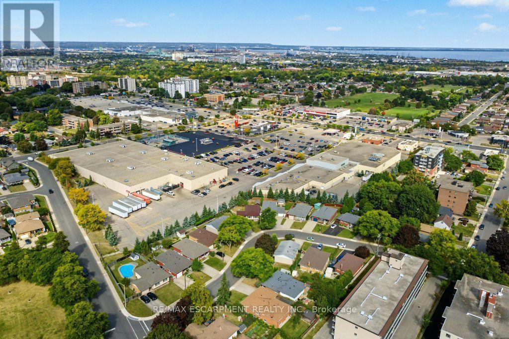 30 Catalina Drive, Hamilton, ON