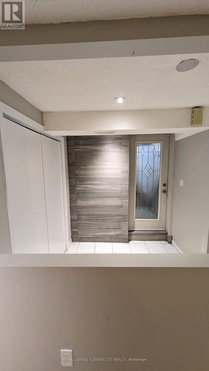2605 Innisfil Road, Mississauga, ON