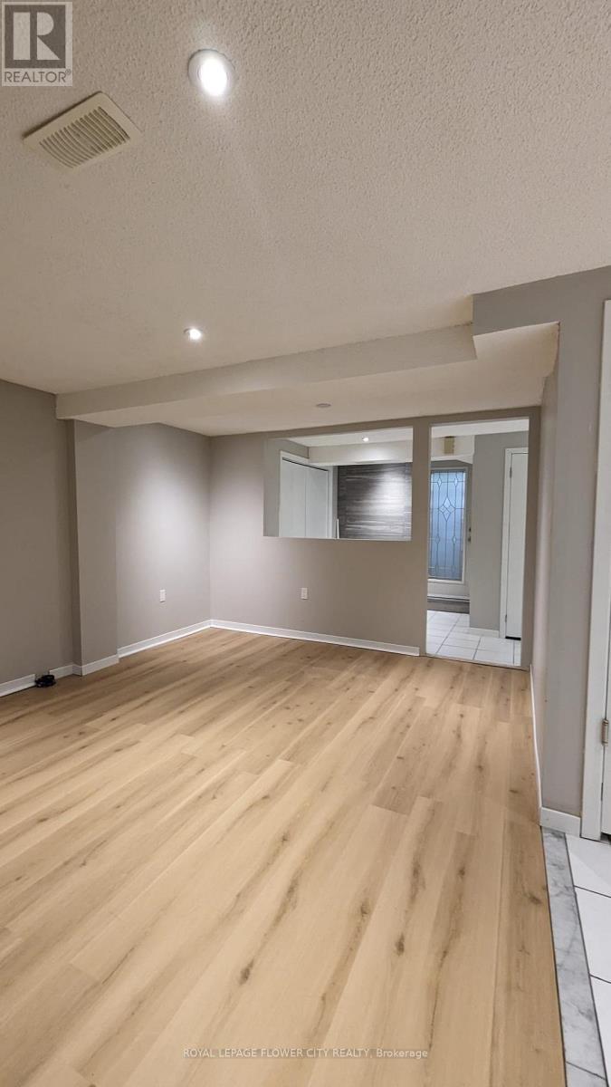 2605 Innisfil Road, Mississauga, ON