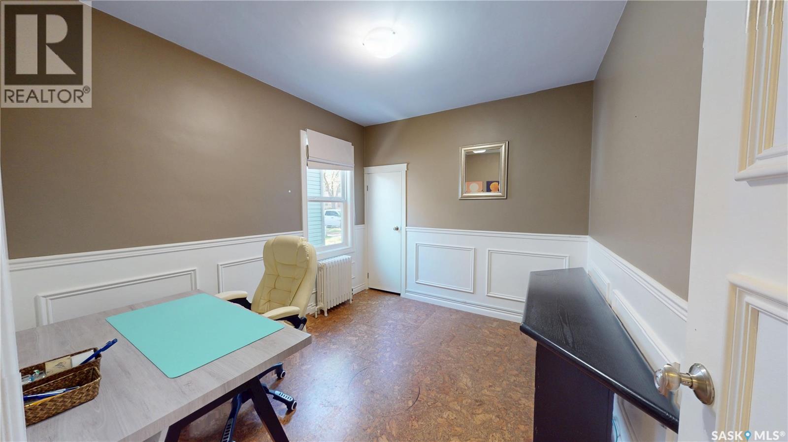 723 9Th Street E, Saskatoon, SK