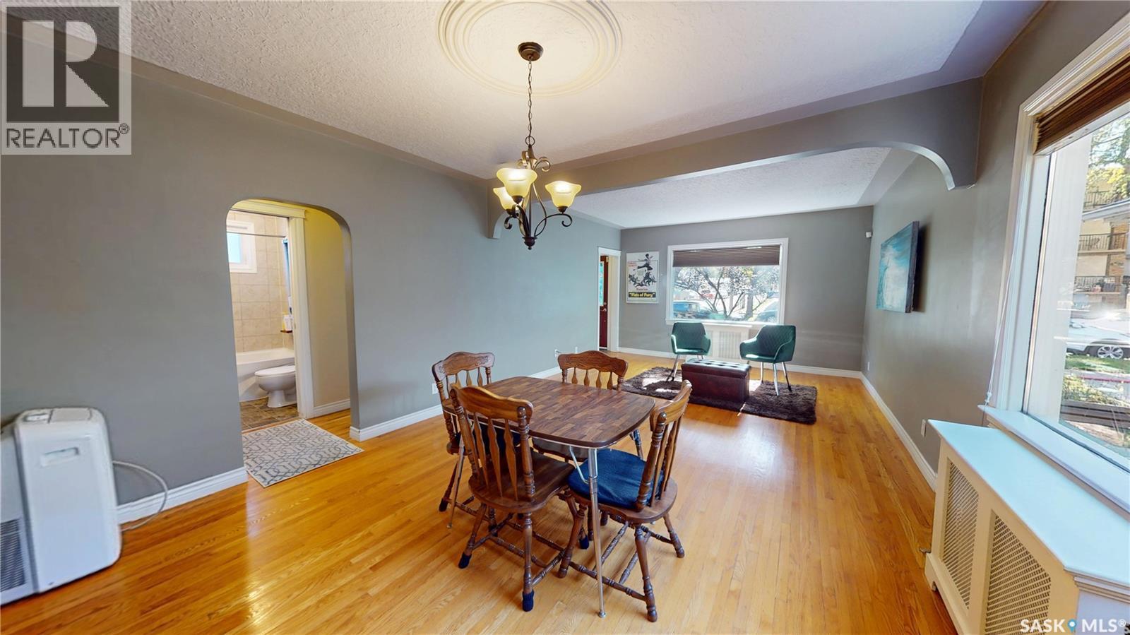 723 9Th Street E, Saskatoon, SK