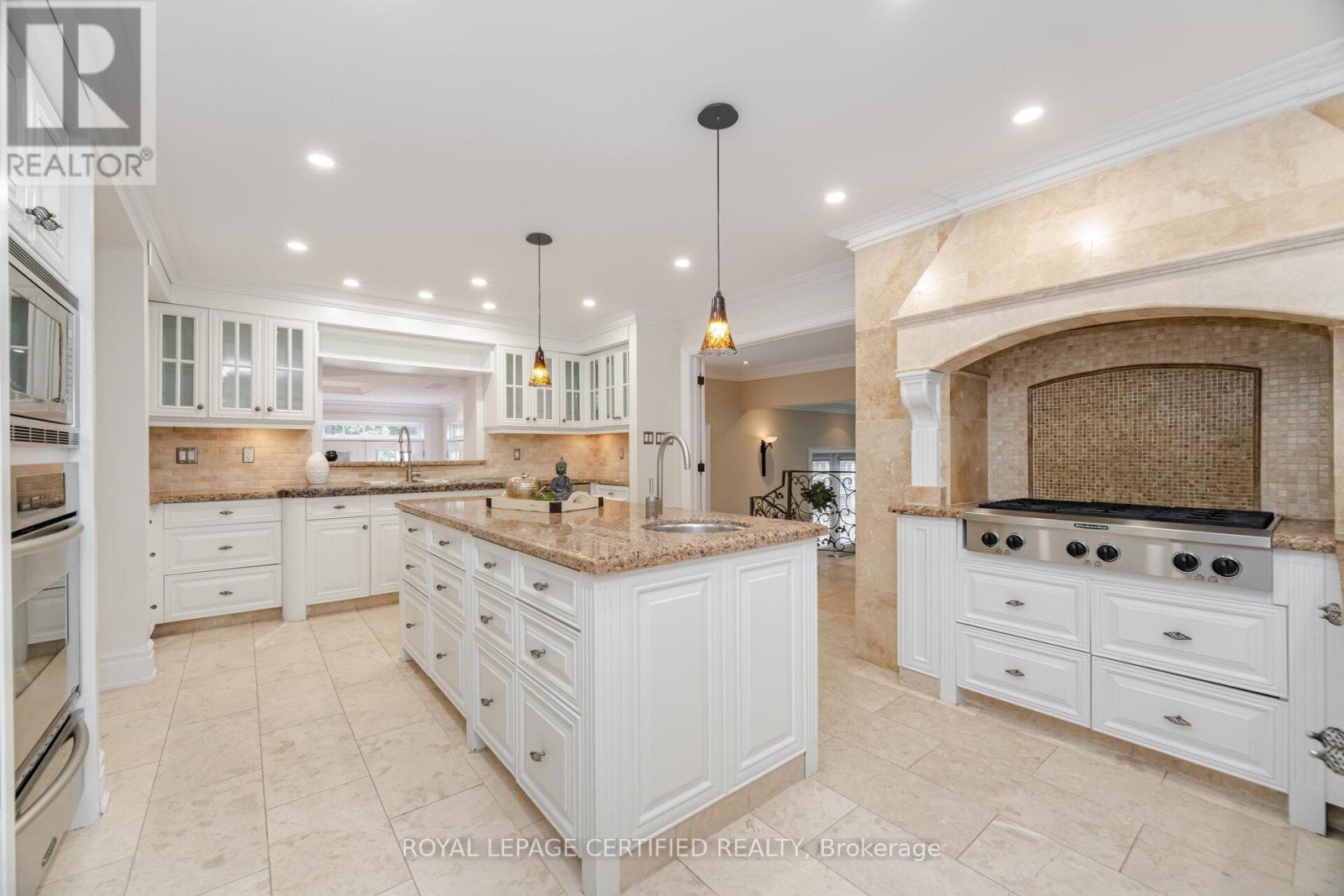 2197 Courrier Lane, Mississauga, ON
