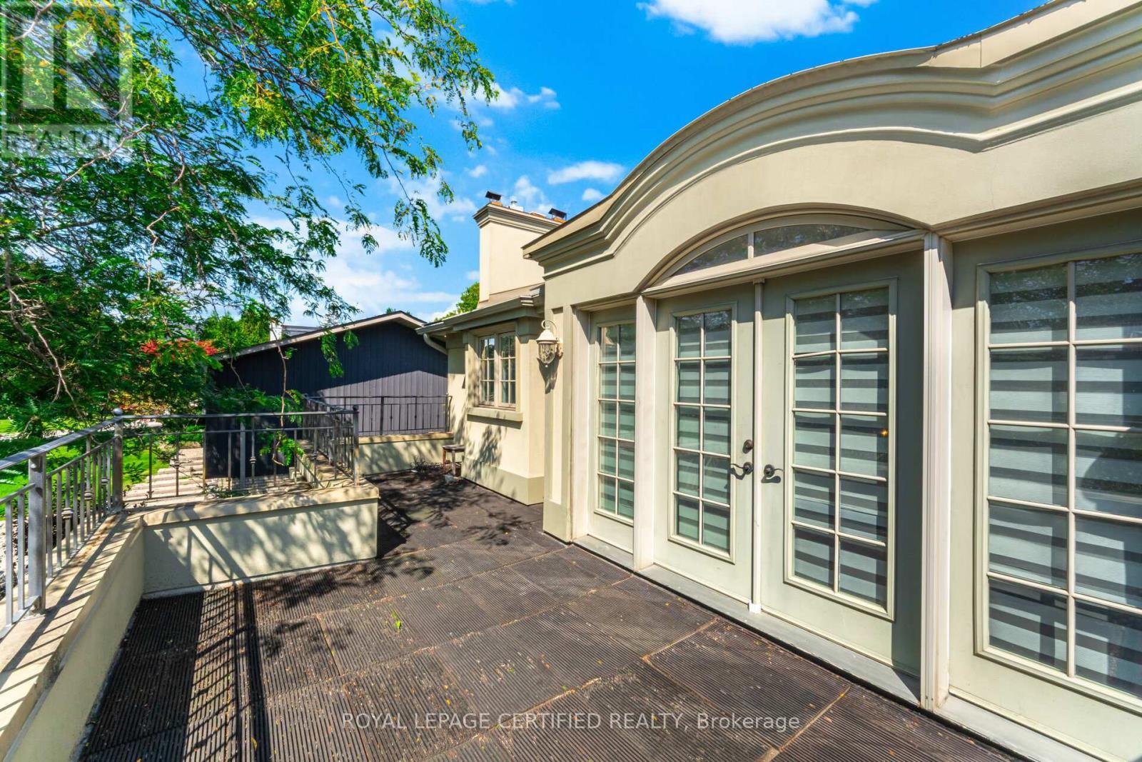 2197 Courrier Lane, Mississauga, ON