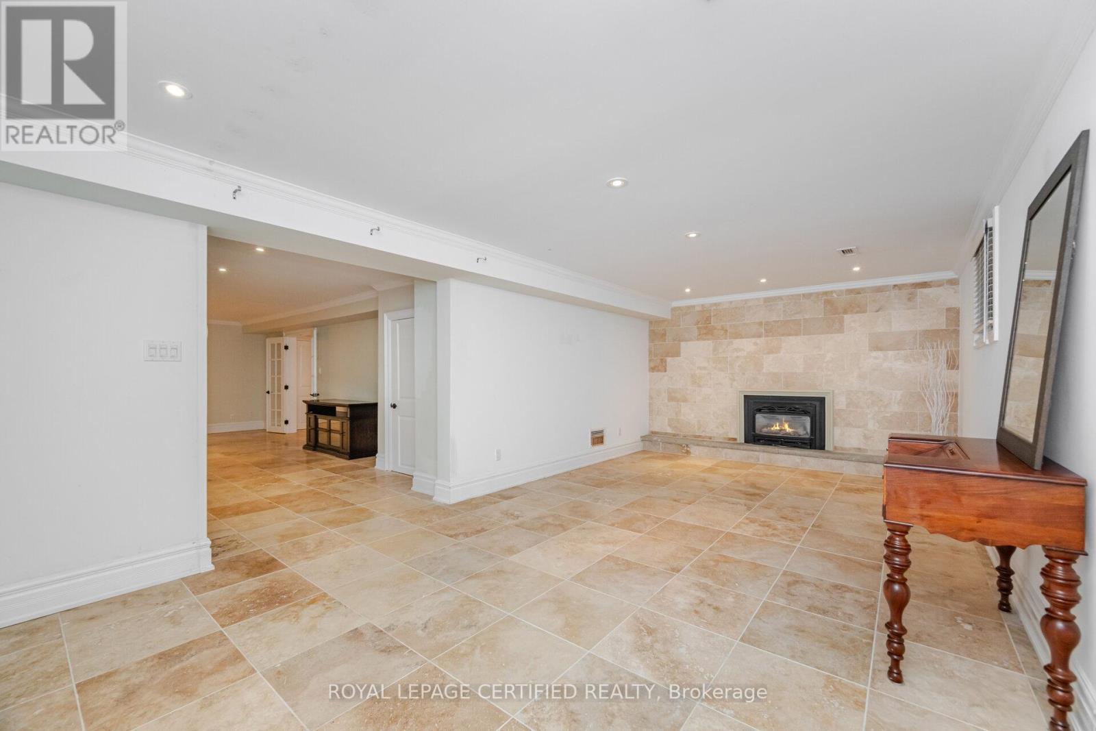 2197 Courrier Lane, Mississauga, ON