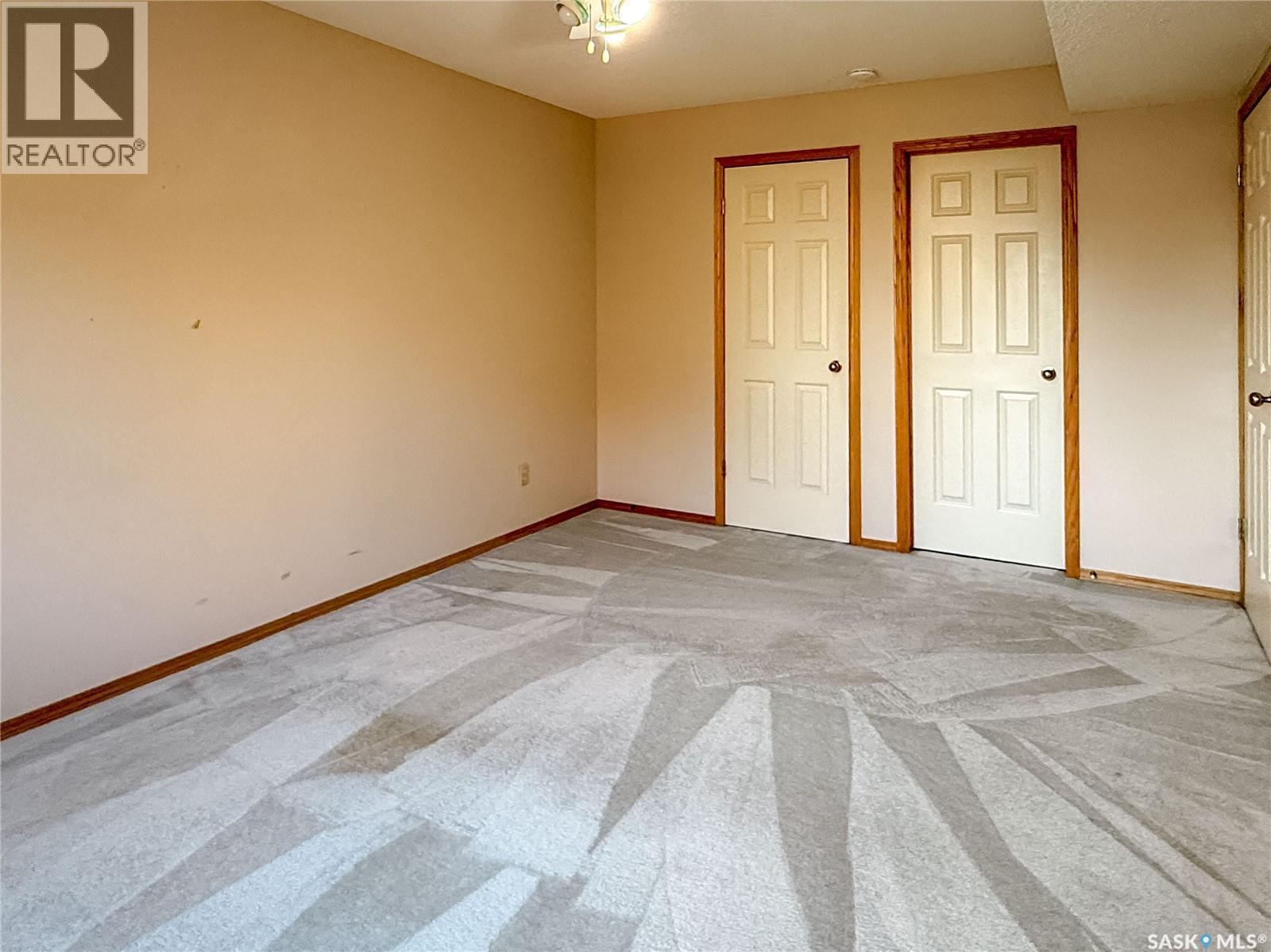 219 960 Assiniboine Avenue E, Regina, SK