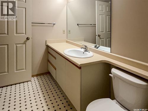 219 960 Assiniboine Avenue E, Regina, SK 