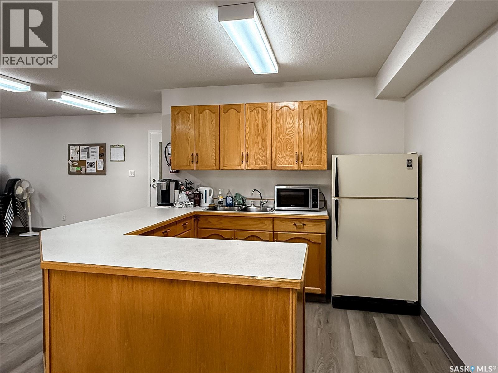 219 960 Assiniboine Avenue E, Regina, SK