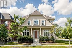 18 TRALEE COURT Markham, ON L6C 0V1