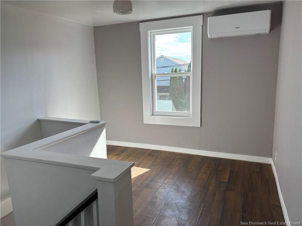 560 Queen St, Bathurst, NB