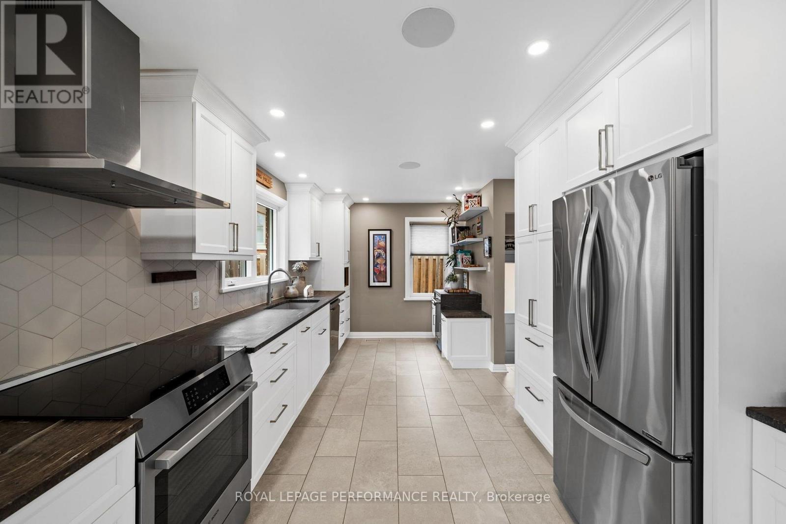 2189 Blossom Drive, Ottawa, ON