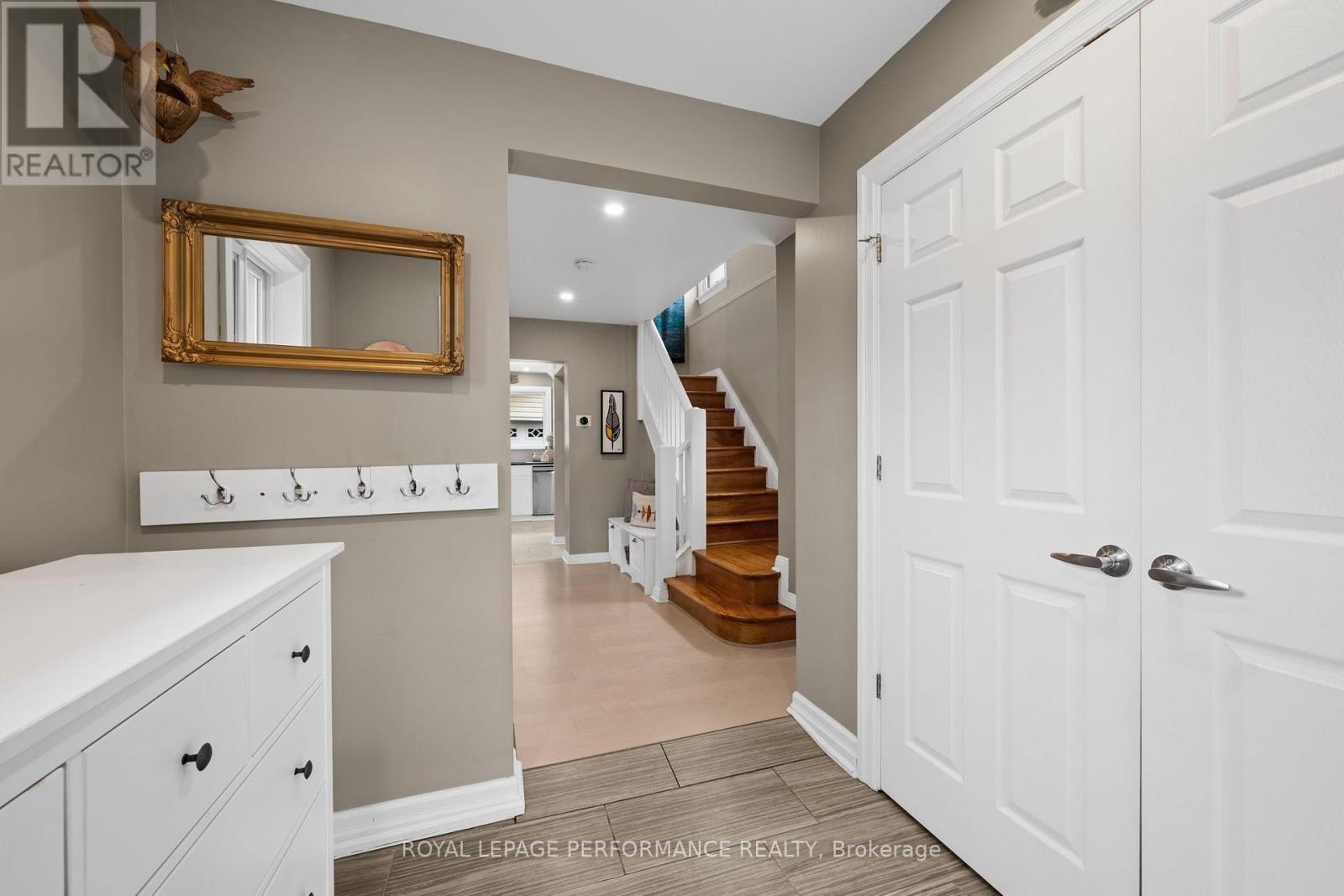 2189 Blossom Drive, Ottawa, ON