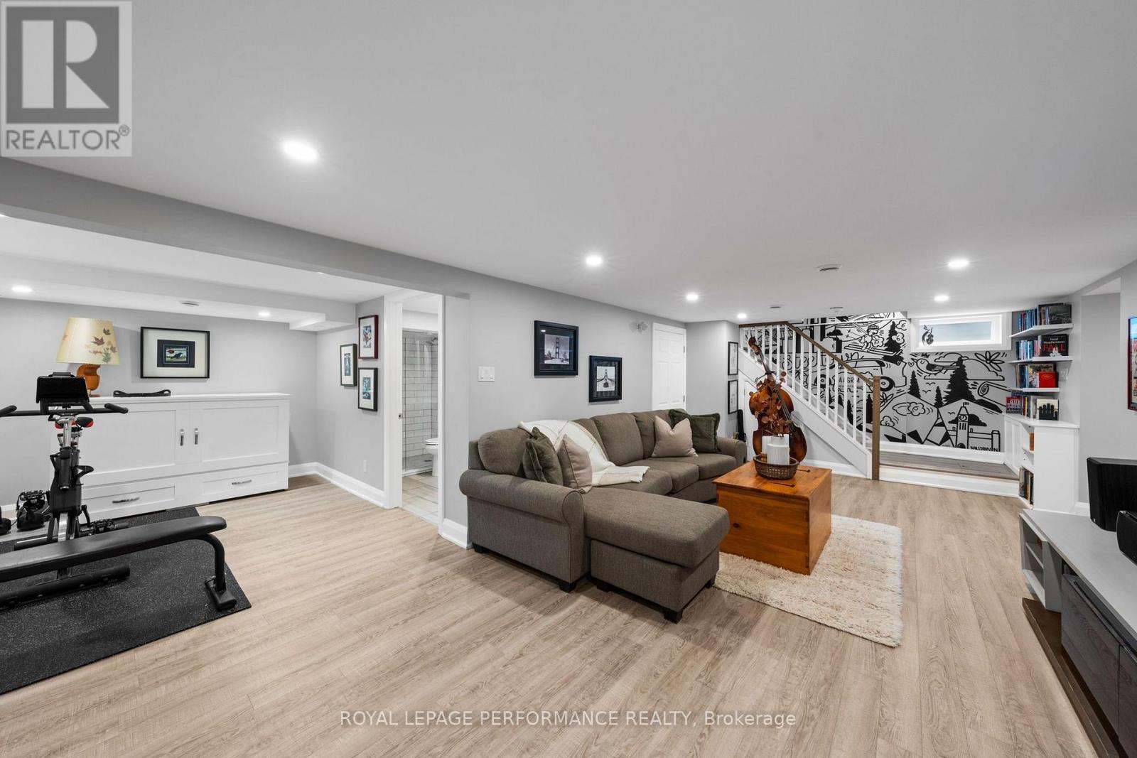 2189 Blossom Drive, Ottawa, ON