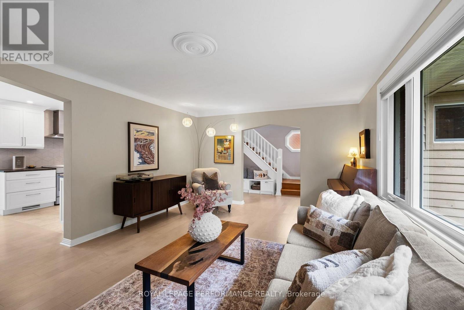 2189 Blossom Drive, Ottawa, ON