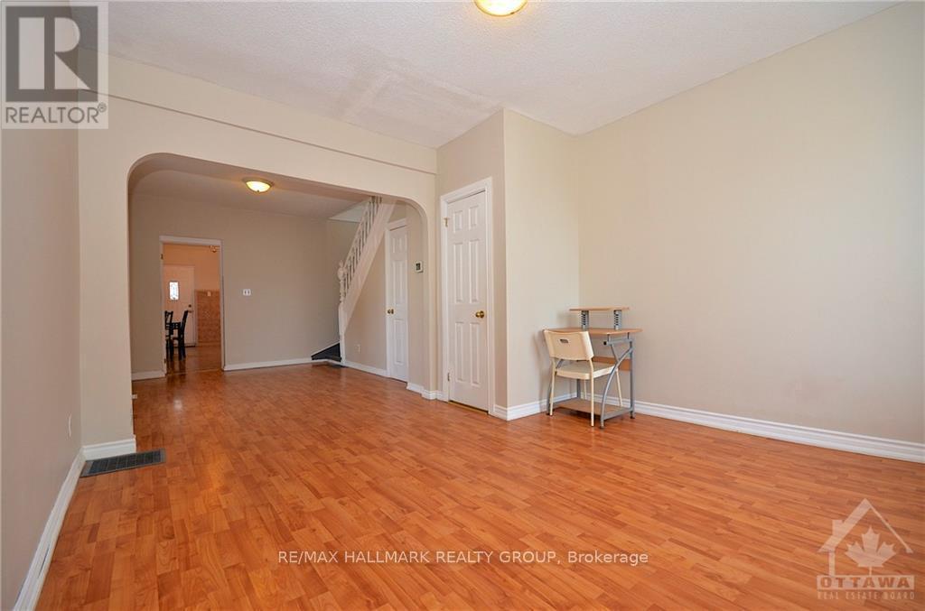 Imported from oreb - 205 Rochester Street, Ottawa, ON