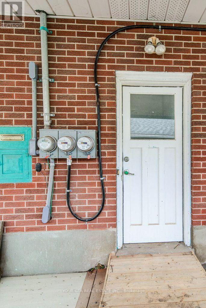 Unit 2 entrance - 102 Massey Avenue, Kitchener, ON