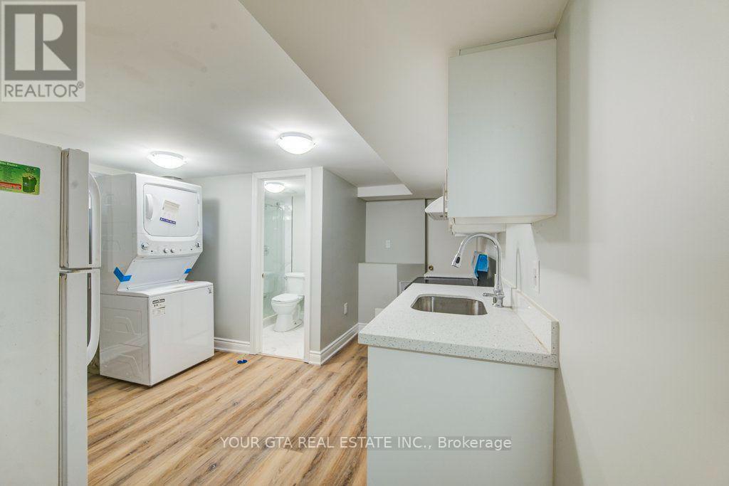 unit 2 - 102 Massey Avenue, Kitchener, ON