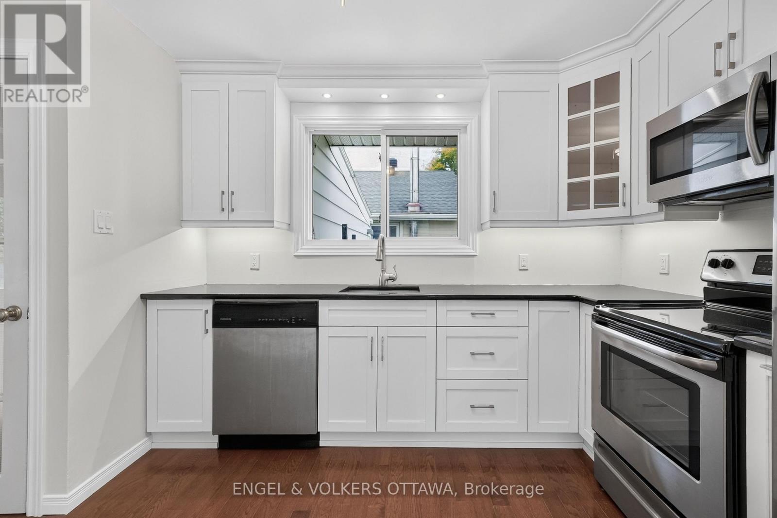 1238 St. Paul Avenue, Ottawa, ON