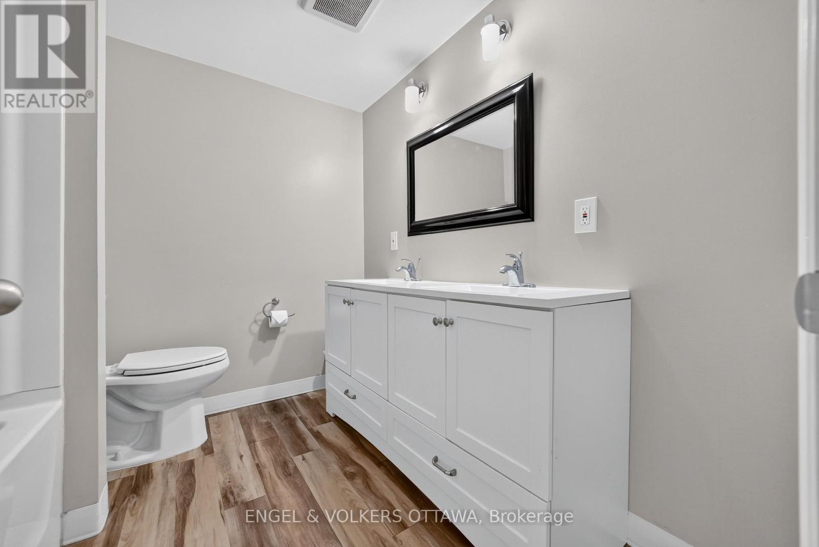 1238 St. Paul Avenue, Ottawa, ON