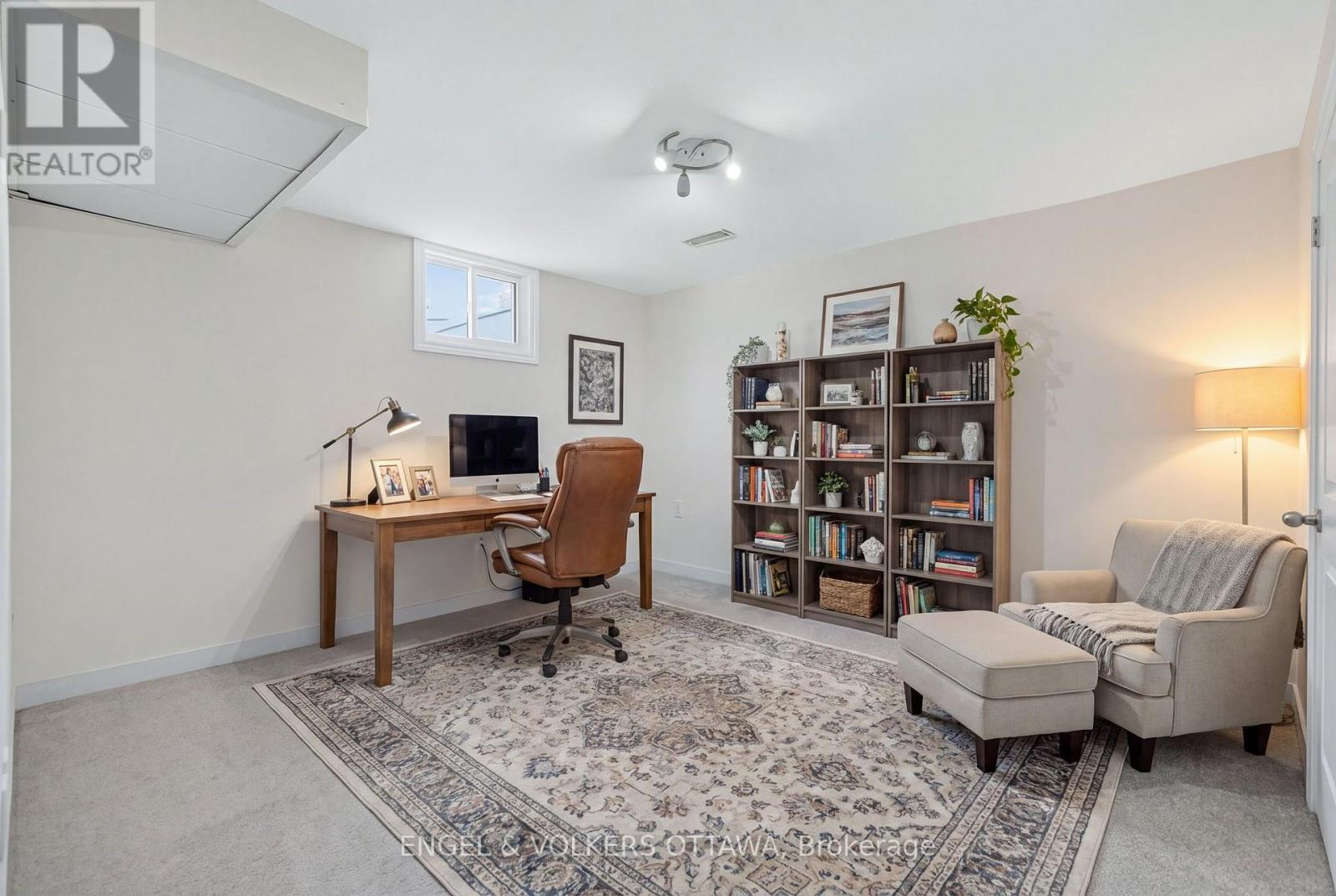 Virtually staged - 1238 St. Paul Avenue, Ottawa, ON
