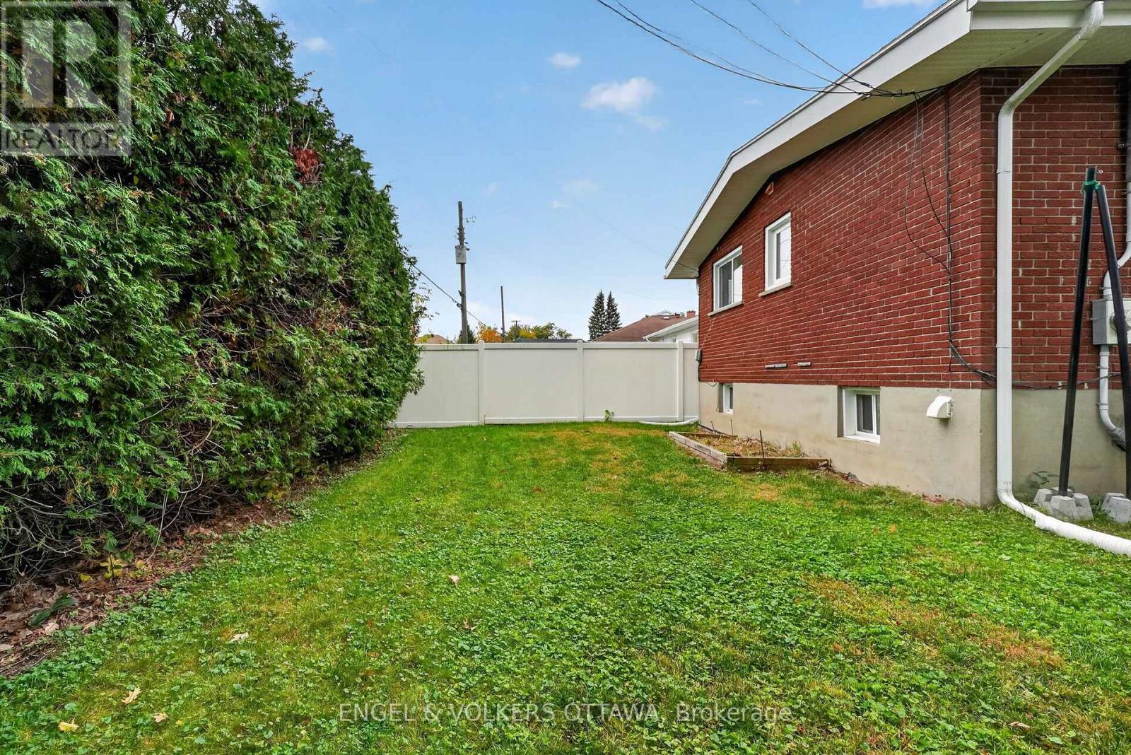 1238 St. Paul Avenue, Ottawa, ON