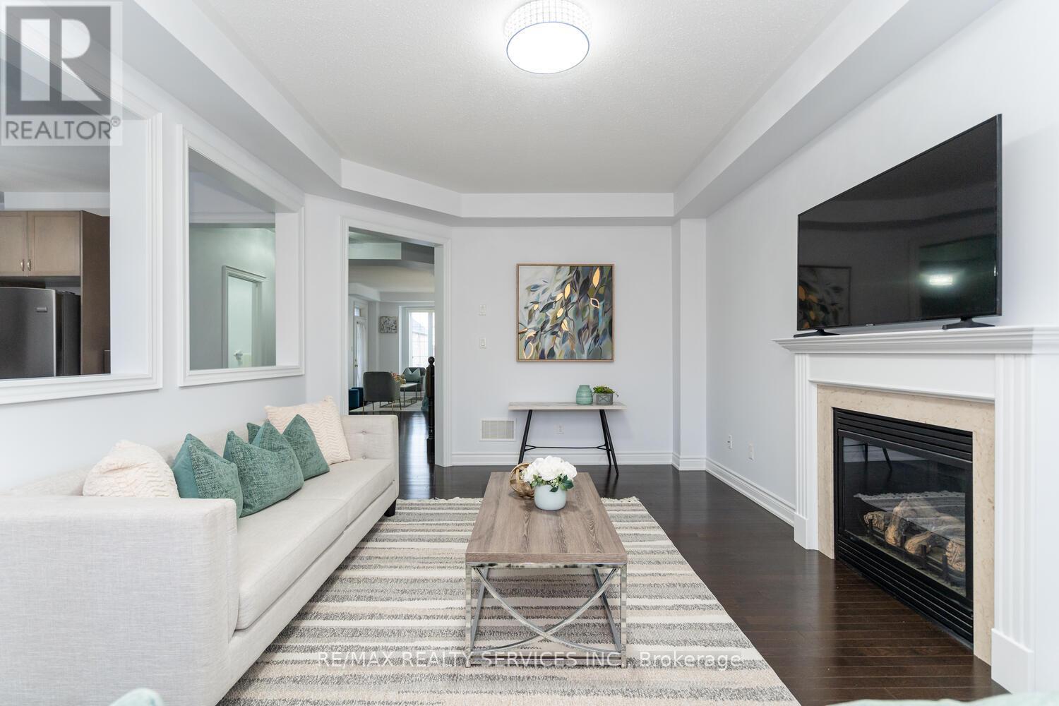 5452 Meadowcrest Avenue, Mississauga, ON
