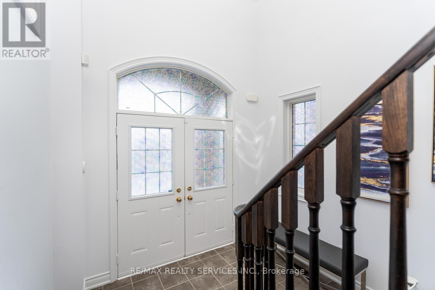 5452 Meadowcrest Avenue, Mississauga, ON