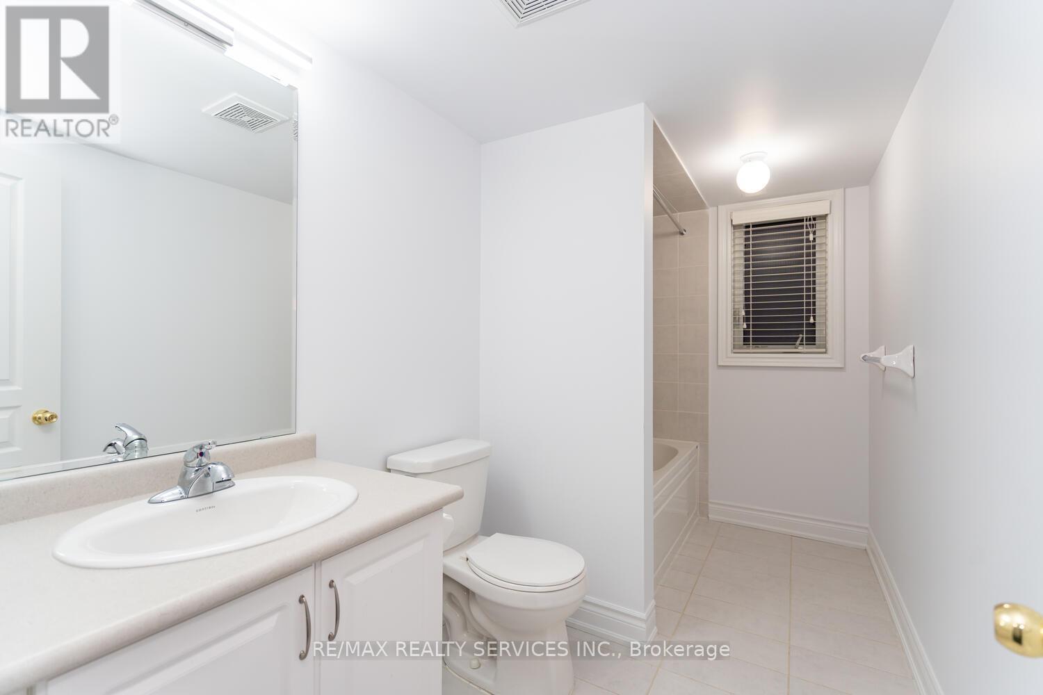 5452 Meadowcrest Avenue, Mississauga, ON