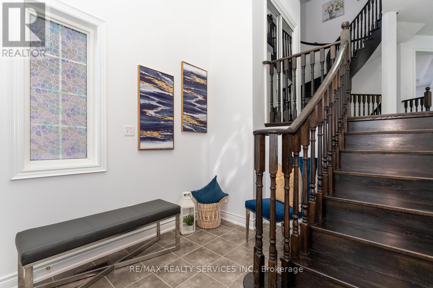 5452 Meadowcrest Avenue, Mississauga, ON