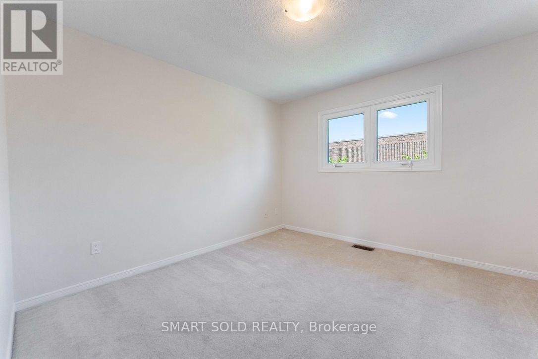 853 Apple Gate Court, Mississauga, ON