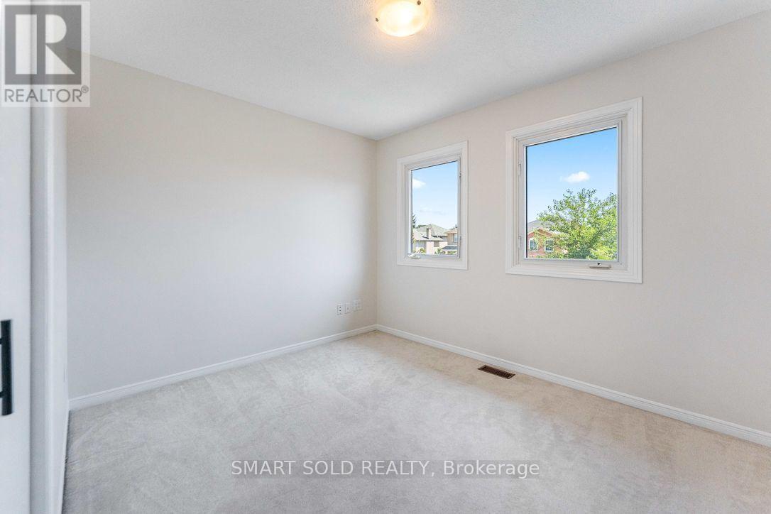 853 Apple Gate Court, Mississauga, ON