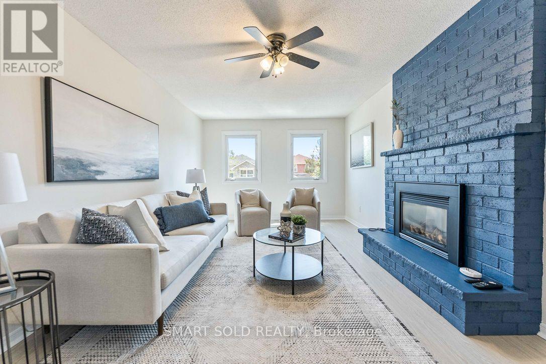853 Apple Gate Court, Mississauga, ON