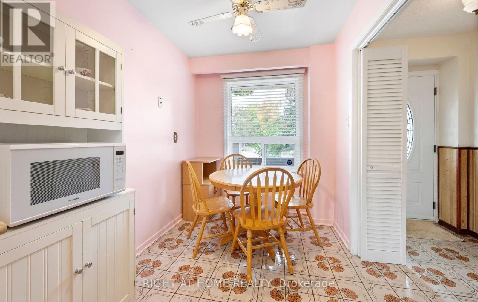 875 Messenger Meadow Drive, Mississauga, ON