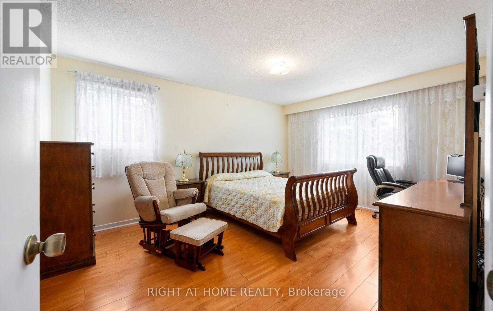 875 Messenger Meadow Drive, Mississauga, ON