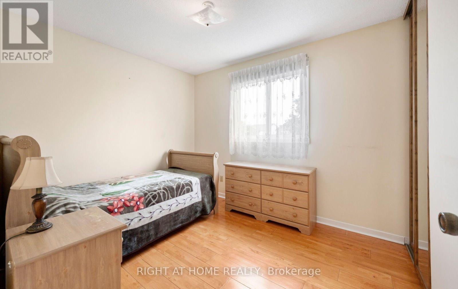 875 Messenger Meadow Drive, Mississauga, ON