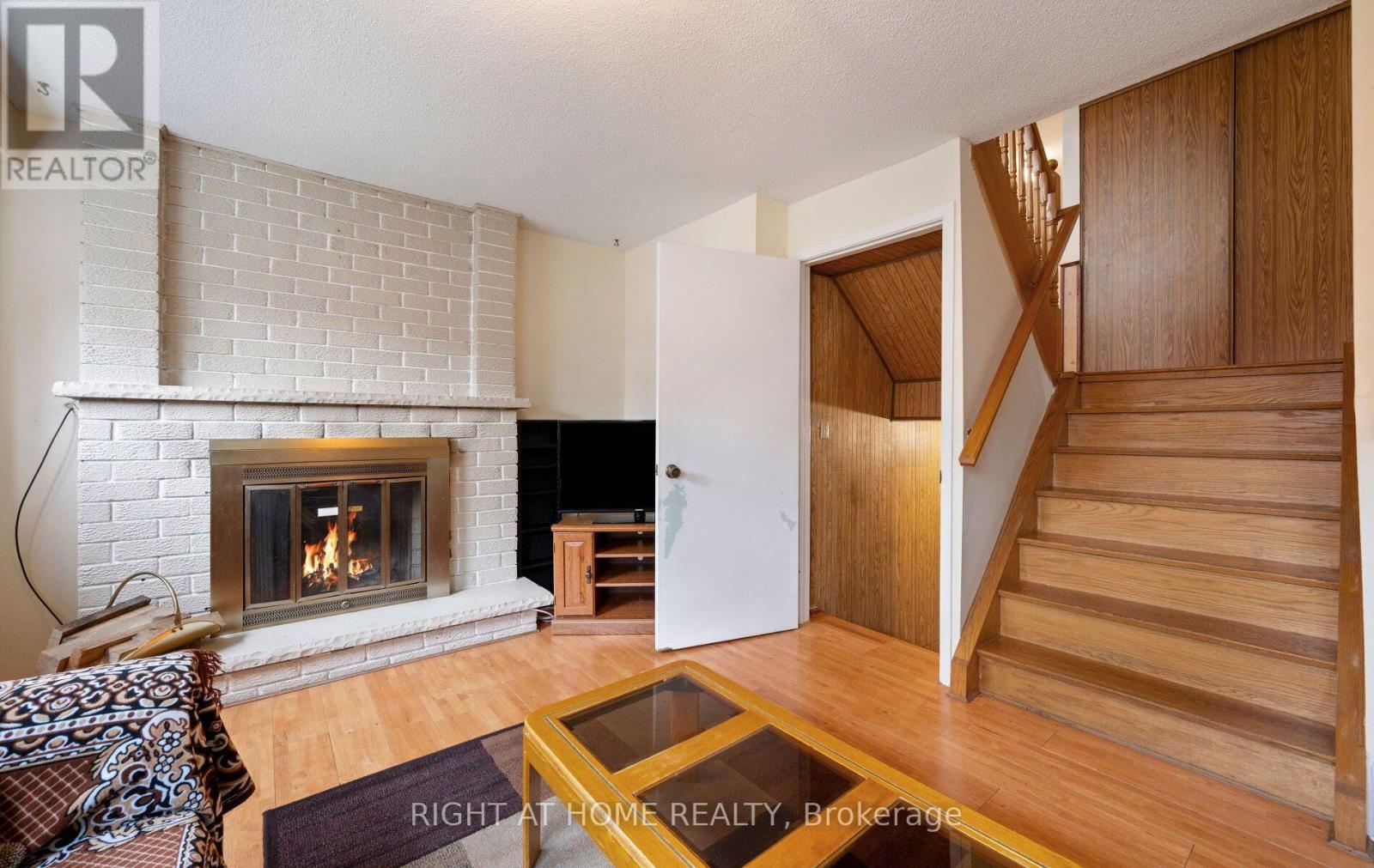 875 Messenger Meadow Drive, Mississauga, ON