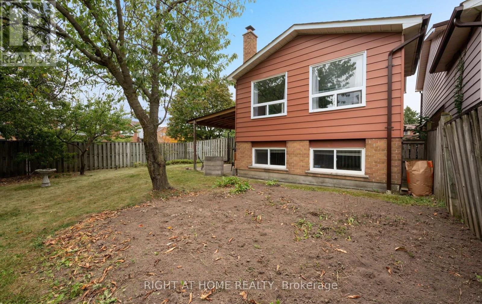 875 Messenger Meadow Drive, Mississauga, ON