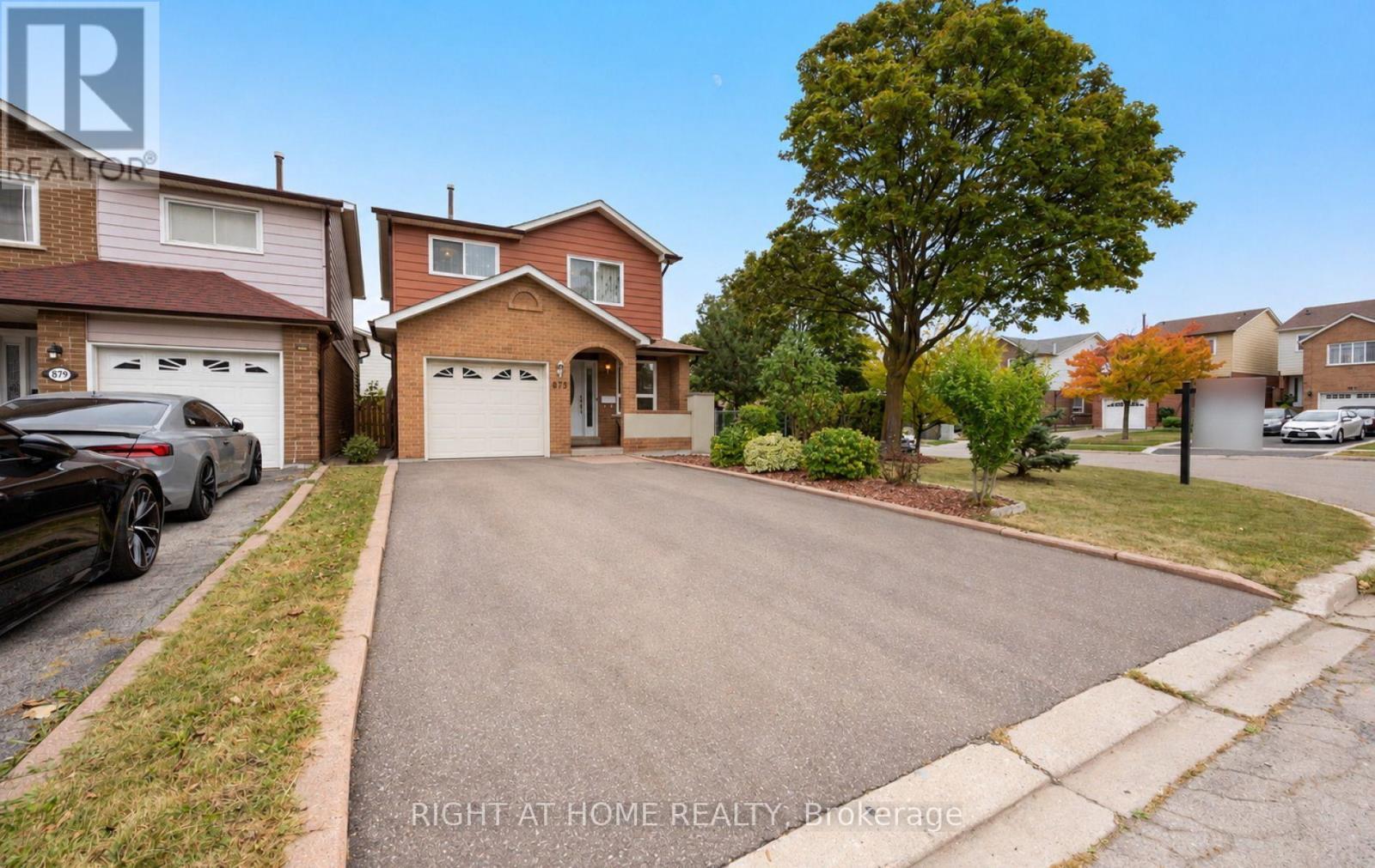 875 Messenger Meadow Drive, Mississauga, ON