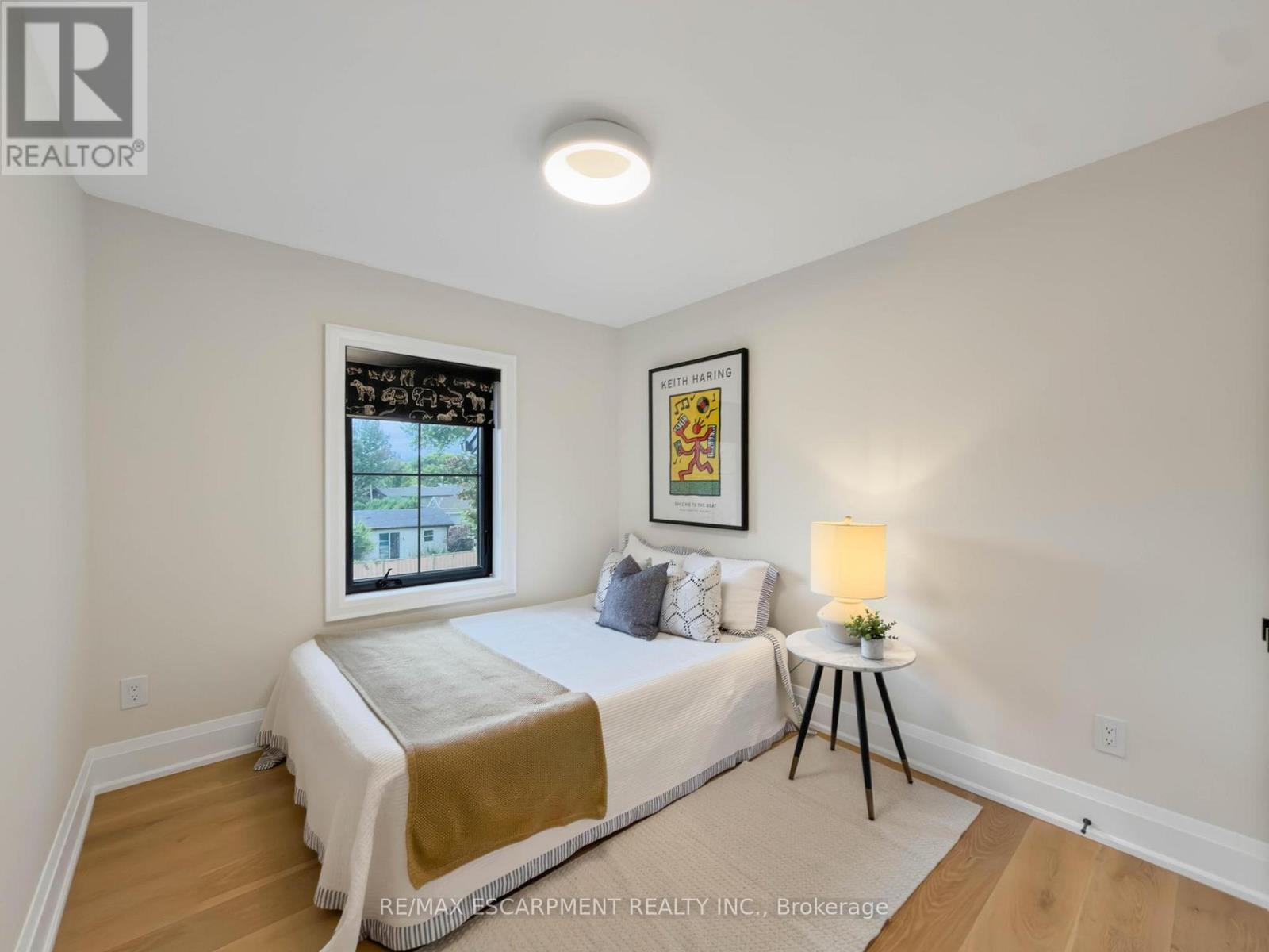260 Kent Crescent, Burlington, ON