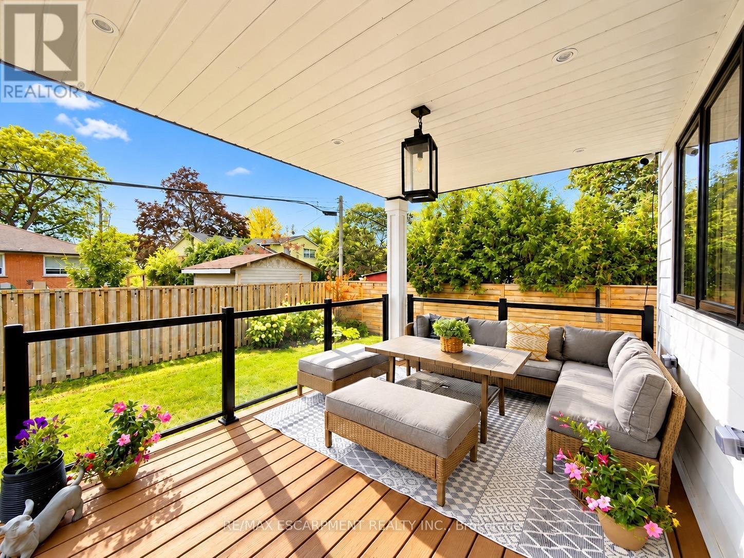 260 Kent Crescent, Burlington, ON