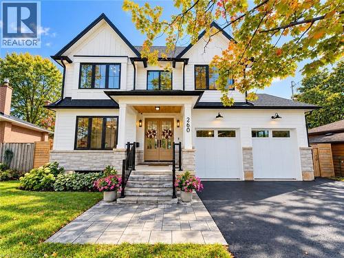 260 KENT Crescent  Burlington, ON L7L 4T1