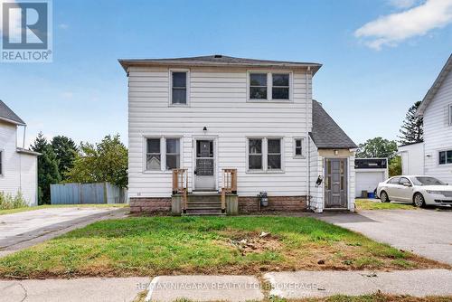 6520 BARKER STREET  Niagara Falls (Dorchester), ON L2G 1Y7