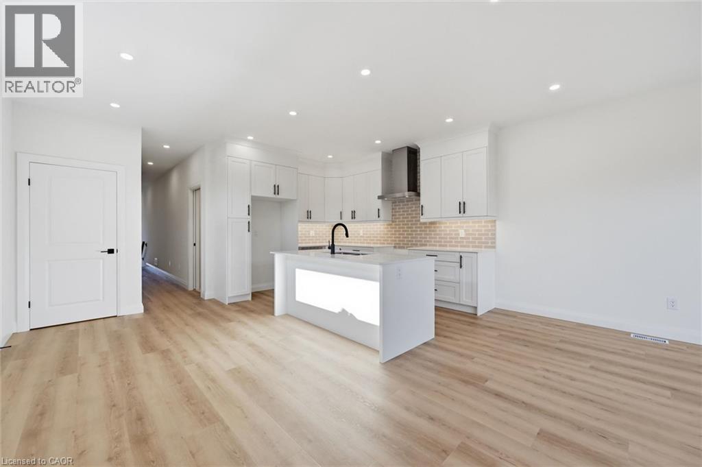 48 Melbourne Street, Hamilton, ON