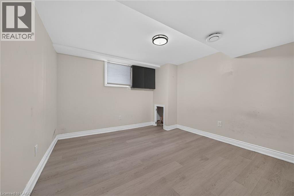 11 Selkirk Avenue, Hamilton, ON