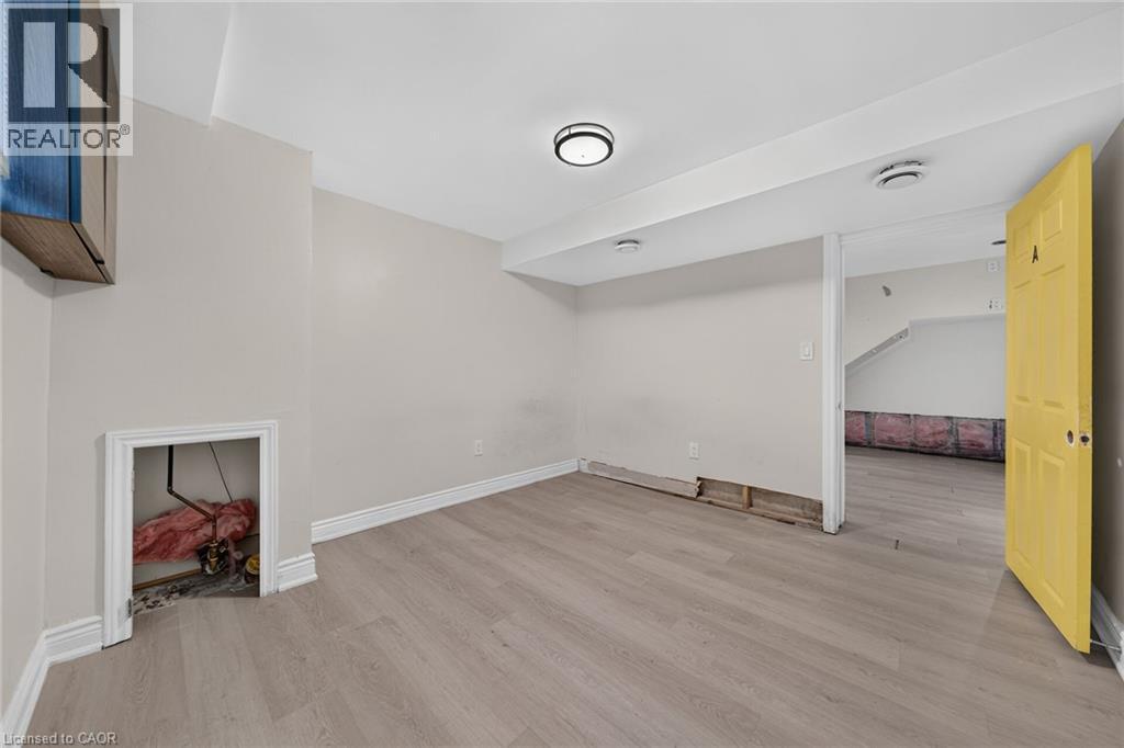 11 Selkirk Avenue, Hamilton, ON
