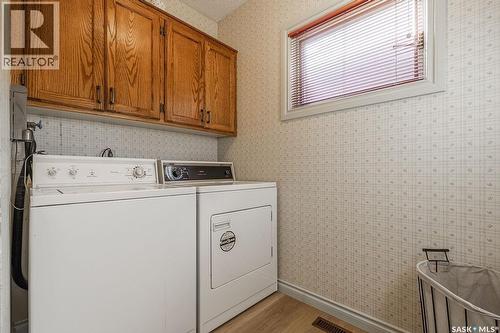 122 Wakaw Crescent, Saskatoon, SK 