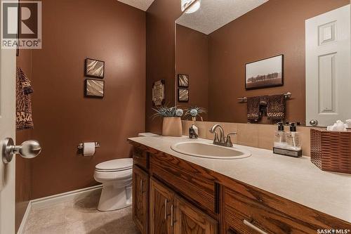 122 Wakaw Crescent, Saskatoon, SK 