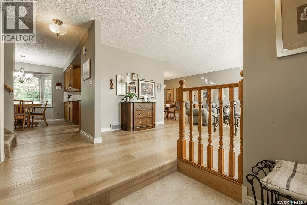 122 Wakaw Crescent, Saskatoon, SK