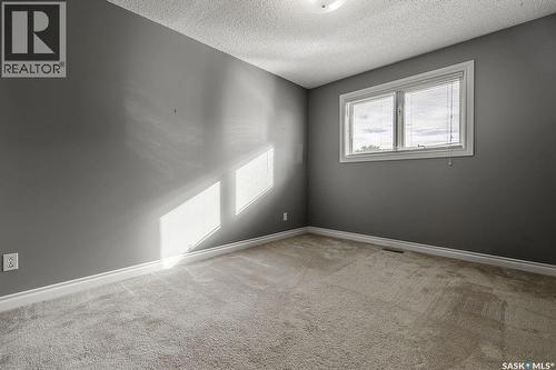 122 Wakaw Crescent, Saskatoon, SK 