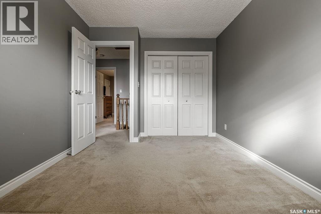 122 Wakaw Crescent, Saskatoon, SK